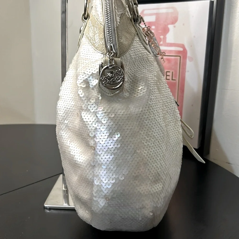 Coach NWT Poppy Sequined Spotlight Limited EditionTote Bag 16304 - Picture 9 of 16